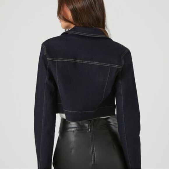 Cropped Denim Dark Wash Trucker Jacket Stretch Knit Comfy Size XS Lightweight - Picture 3 of 7